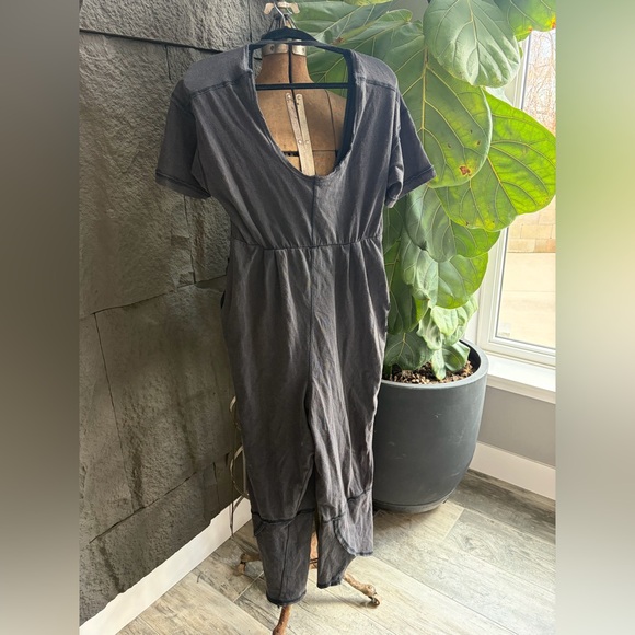 Free people good size romper - Picture 2 of 3